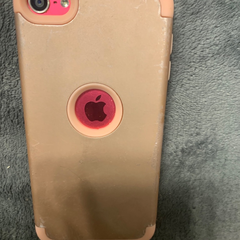 Apple iPod Touch - Picture 2 of 4